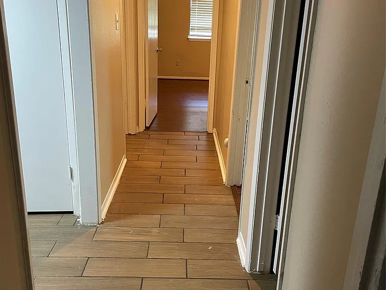 12419 Sungate Ln — Photo 11