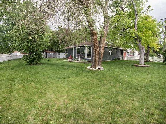 2nd image of 1148 Burlington Ave