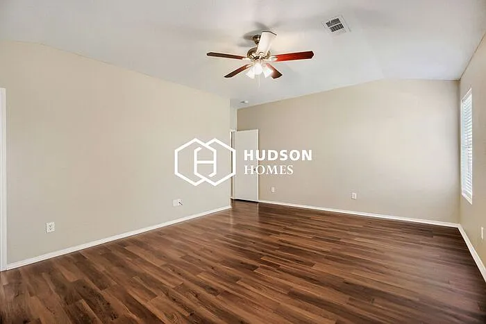 7406 Lake Front Trl — Photo 15