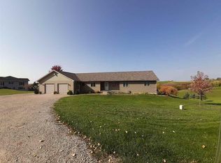 35467 Tv Ln, Prairie Du Chien, WI 53821