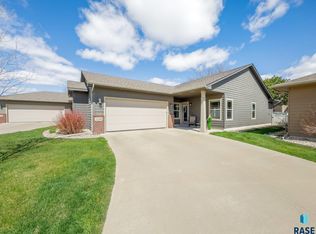 5108 E Villa Ridge St, Sioux Falls, SD 57110
