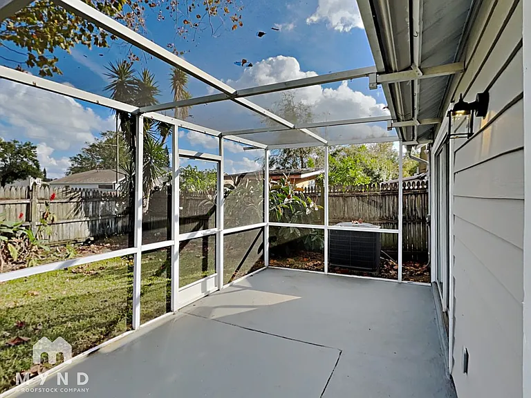 1778 Chatham Cir — Photo 19