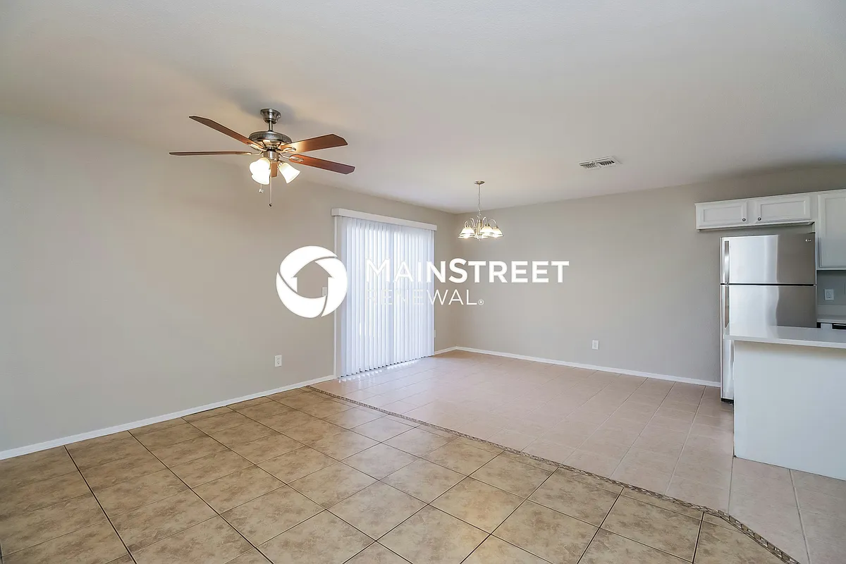 Living Room - 6242 W Illini St