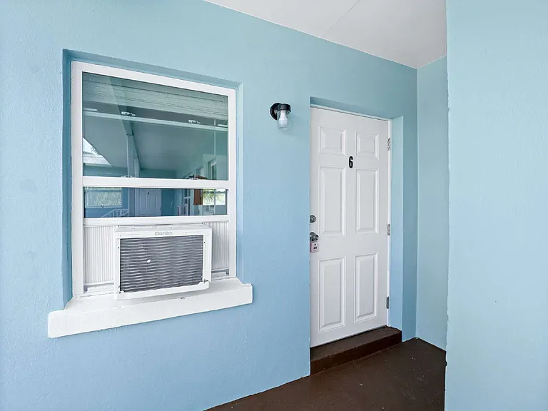 101 Deland Ave #6 — Photo 2