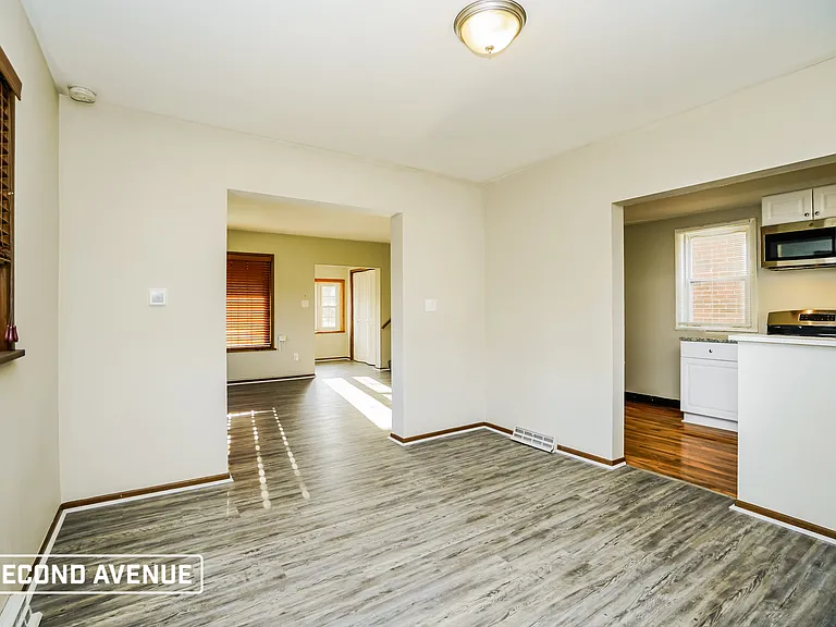 200 Delaware Ave — Photo 4