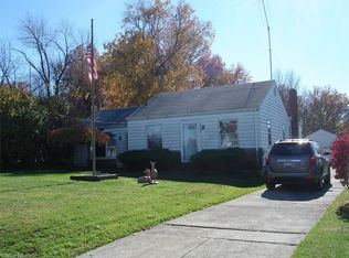 5705 Kirk Rd, Canfield, OH 44406