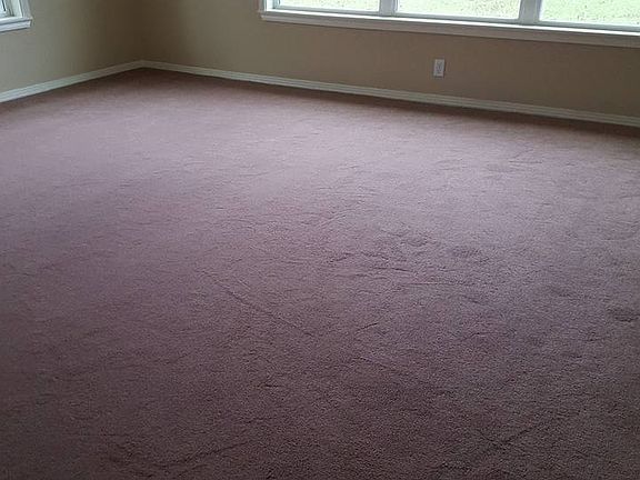 4th image of 211 E Carolanne Blvd