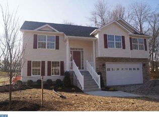 6 Elm Dr, Newark, DE 19713