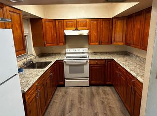 2320 Moulder Dr, Naples, FL 34120