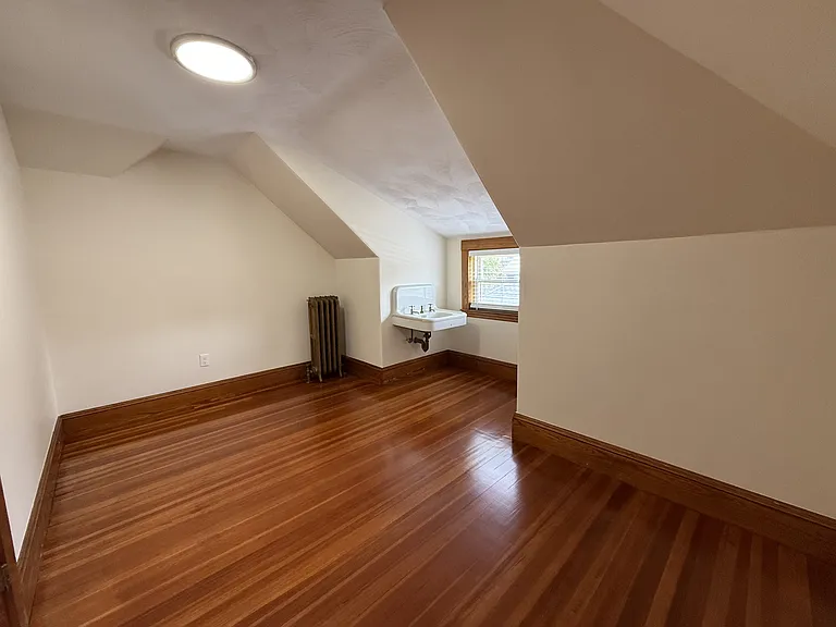 585 High St #2 — Photo 12
