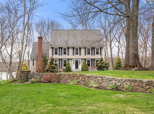 16 Merrimack River Rd, Groveland, MA 01834