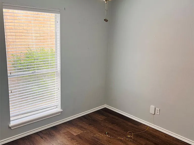 3910 Hidden Glen Dr — Photo 14