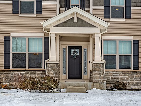 2nd image of 647 Sierra Ct