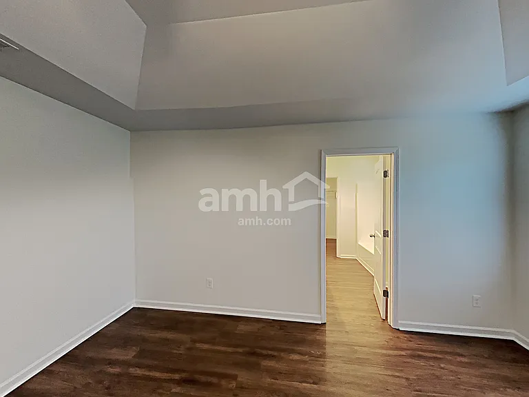 159 Biscayne Ter — Photo 9