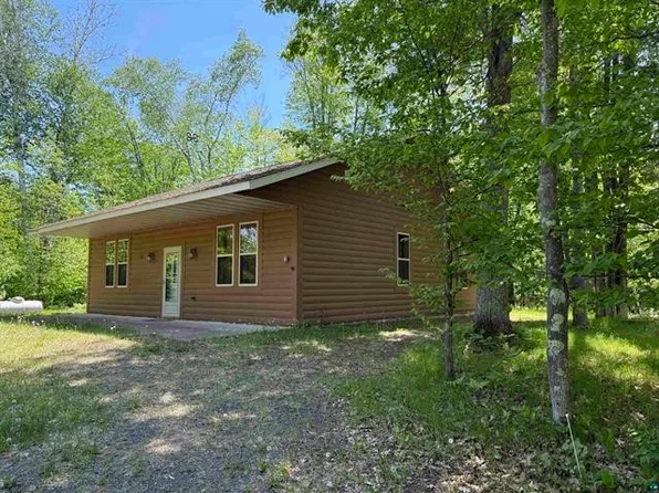 9600 W Kickin Back Trail, Iron River, WI 54847