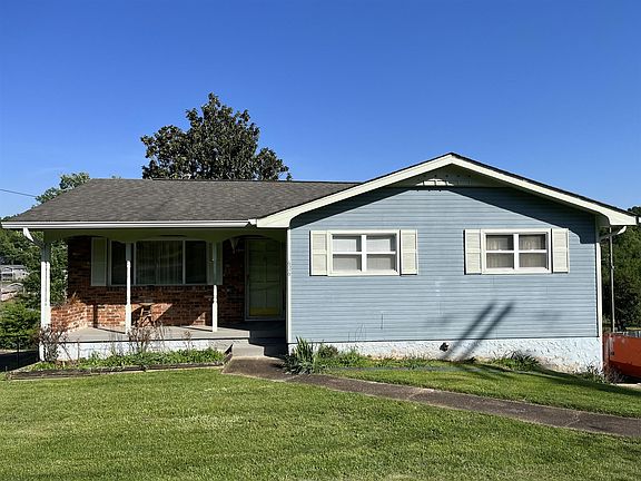 3rd image of 626 Ely Rd