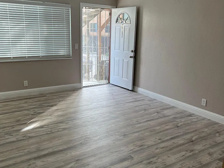 1631 Alcatraz Ave #B — Photo 1