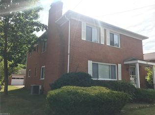 2844 Chamberlain Rd, Akron, OH 44333