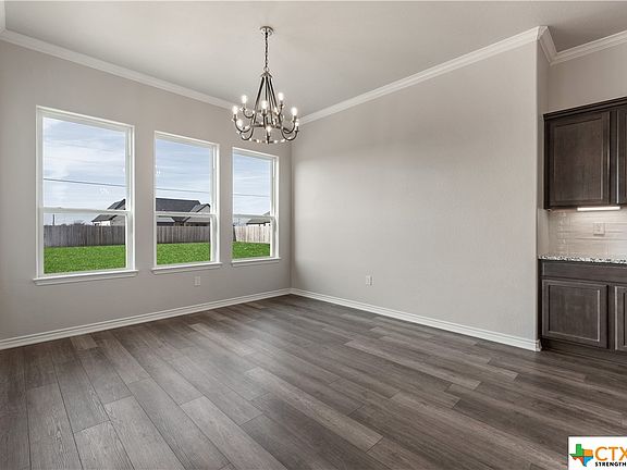 5th image of 8158 Travertine Ln
