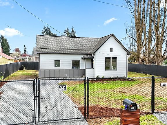 3rd image of 1238 Ash Avenue