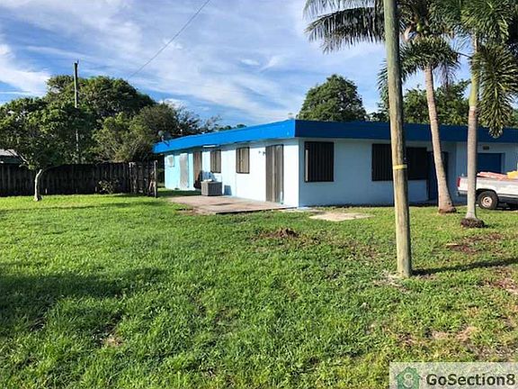 4th image of 2324 NW 15th St