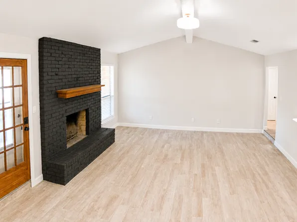2934 Columbine Dr, Grapevine, TX 76051