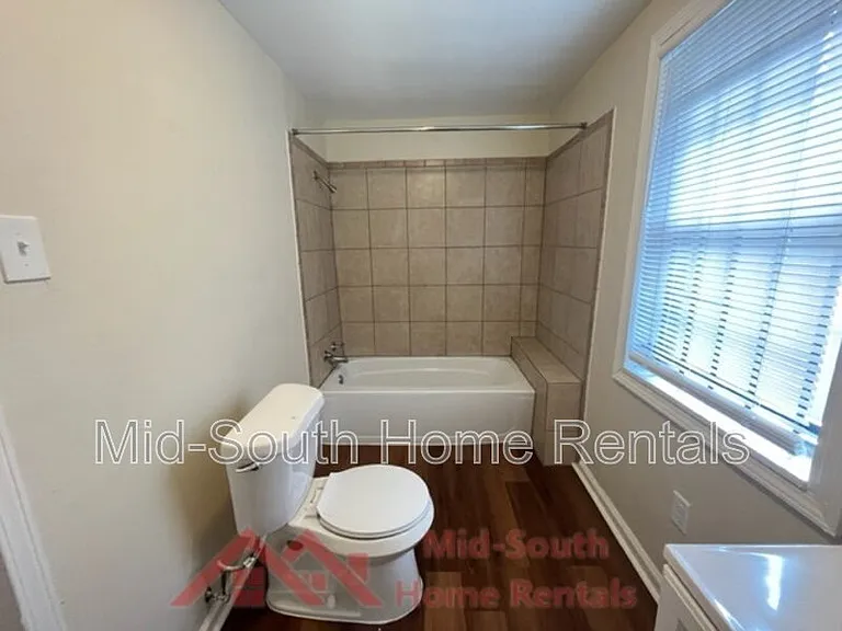 858 Eyers Rd — Photo 12
