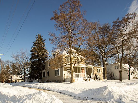 2nd image of 307 E Hughes Ave