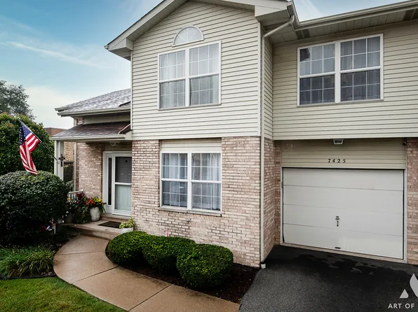 7425 Linden Dr #54, Justice, IL 60458