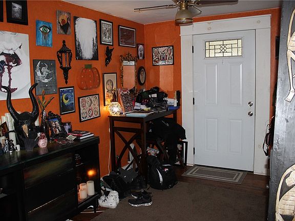 4th image of 538 Green St