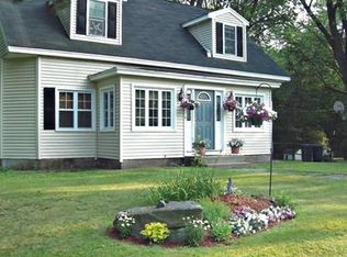 8 Tobey Ave, Methuen, MA 01844