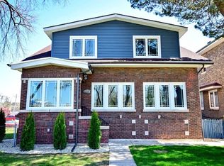 6710 Riverside Dr, Berwyn, IL 60402