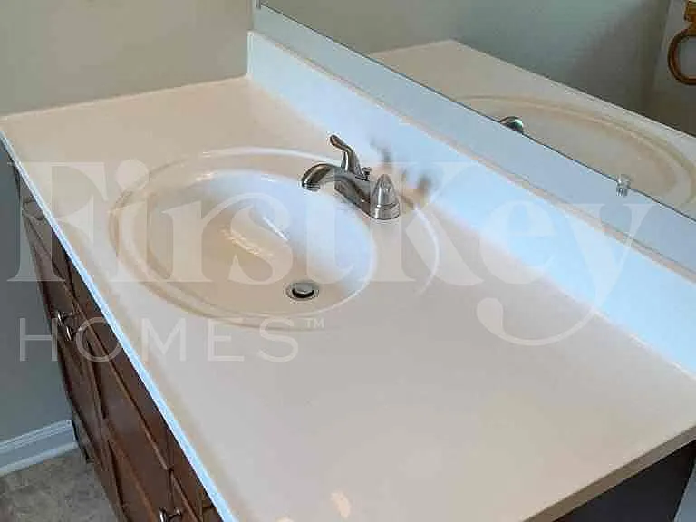 341 Hill Crest Cir — Photo 12
