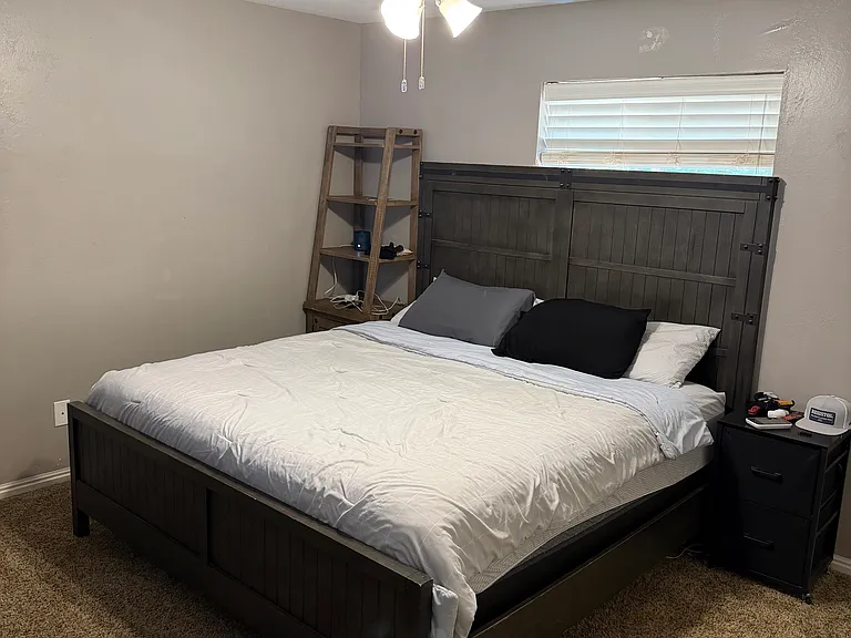 4318 Golden Leaf Cir — Photo 23