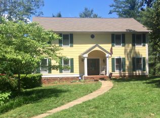 8403 Sunnybrook Ln, Knoxville, TN 37919