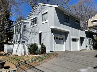 5201 Macarthur Ter NW, Washington, DC 20016