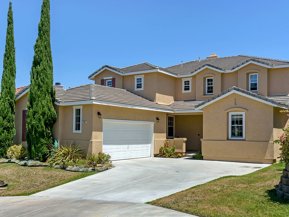 1st image of 753 Avenida Leon