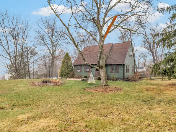 12 Wilson Drive, Oxford, CT 06478