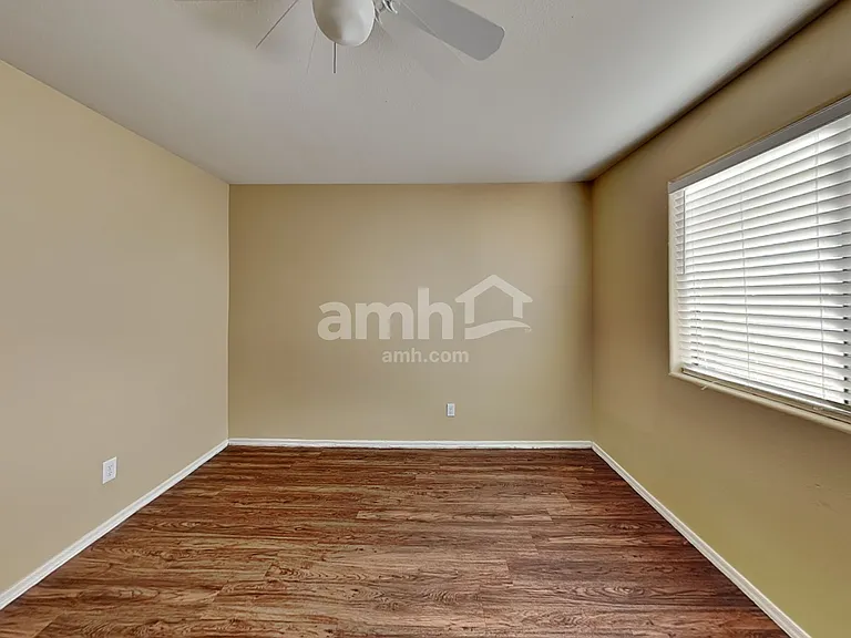 6449 S Iberia Ave — Photo 19