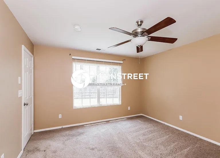 13504 Trickling Water Ct — Photo 10