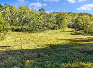 189 King Cemtery Rd, Irvine, KY 40336