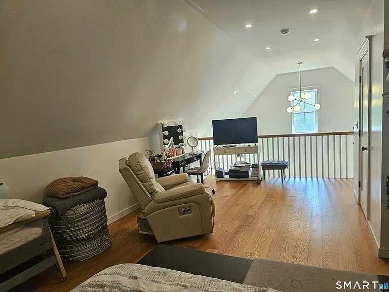 15 N Brook St — Photo 19