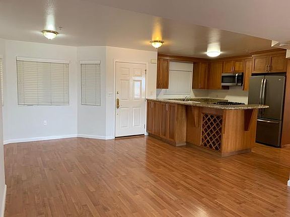 3rd image of 3721 Carter Dr APT 1107