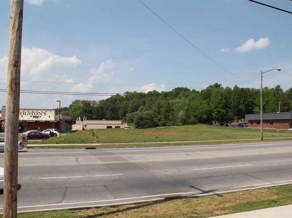 1826 W Andrew Johnson Hwy, Morristown, TN 37814