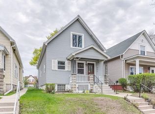 606 E Dover St, Milwaukee, WI 53207