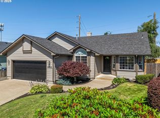 1860 Ridgley Blvd, Eugene, OR 97401