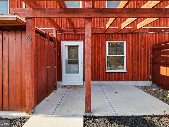 4th image of 79 Petersburg Ln