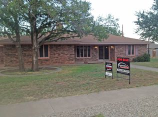 820 7th St, Wolfforth, TX 79382