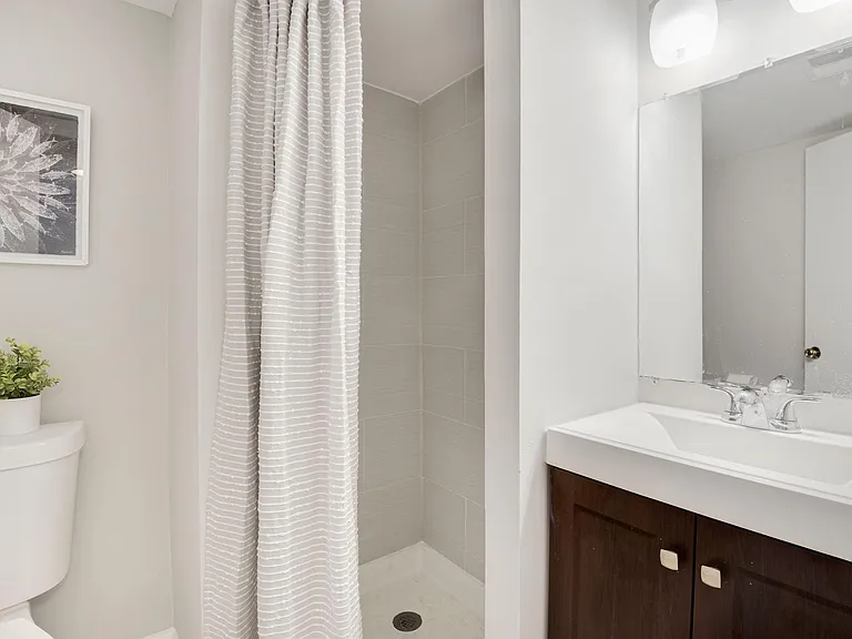1930 New Hampshire Ave NW #2 — Photo 17