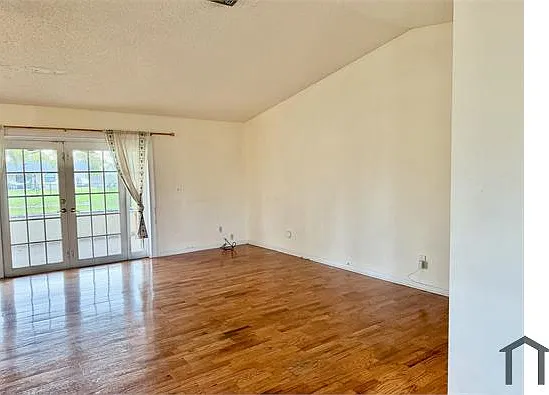 4530 NW 85th Ave — Photo 5